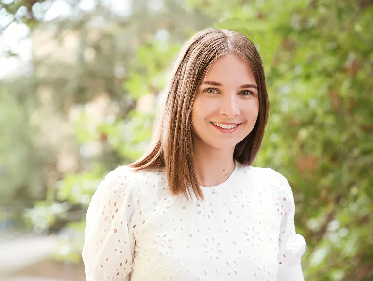 How Does Advanced Technology Help Enhance Your Smile Makeover?